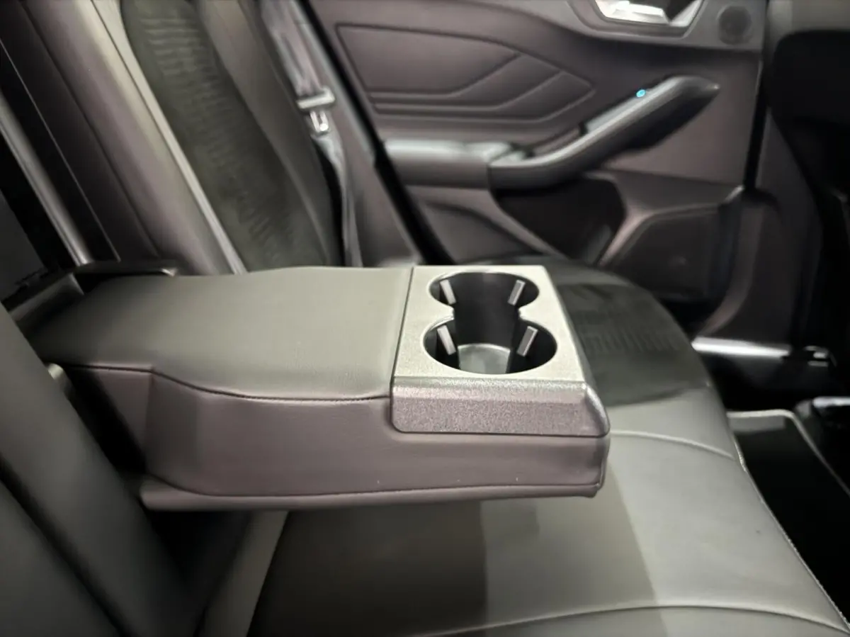 2.3 EcoBoost ST-3 Pano Camera Recaro Navi Stoelv