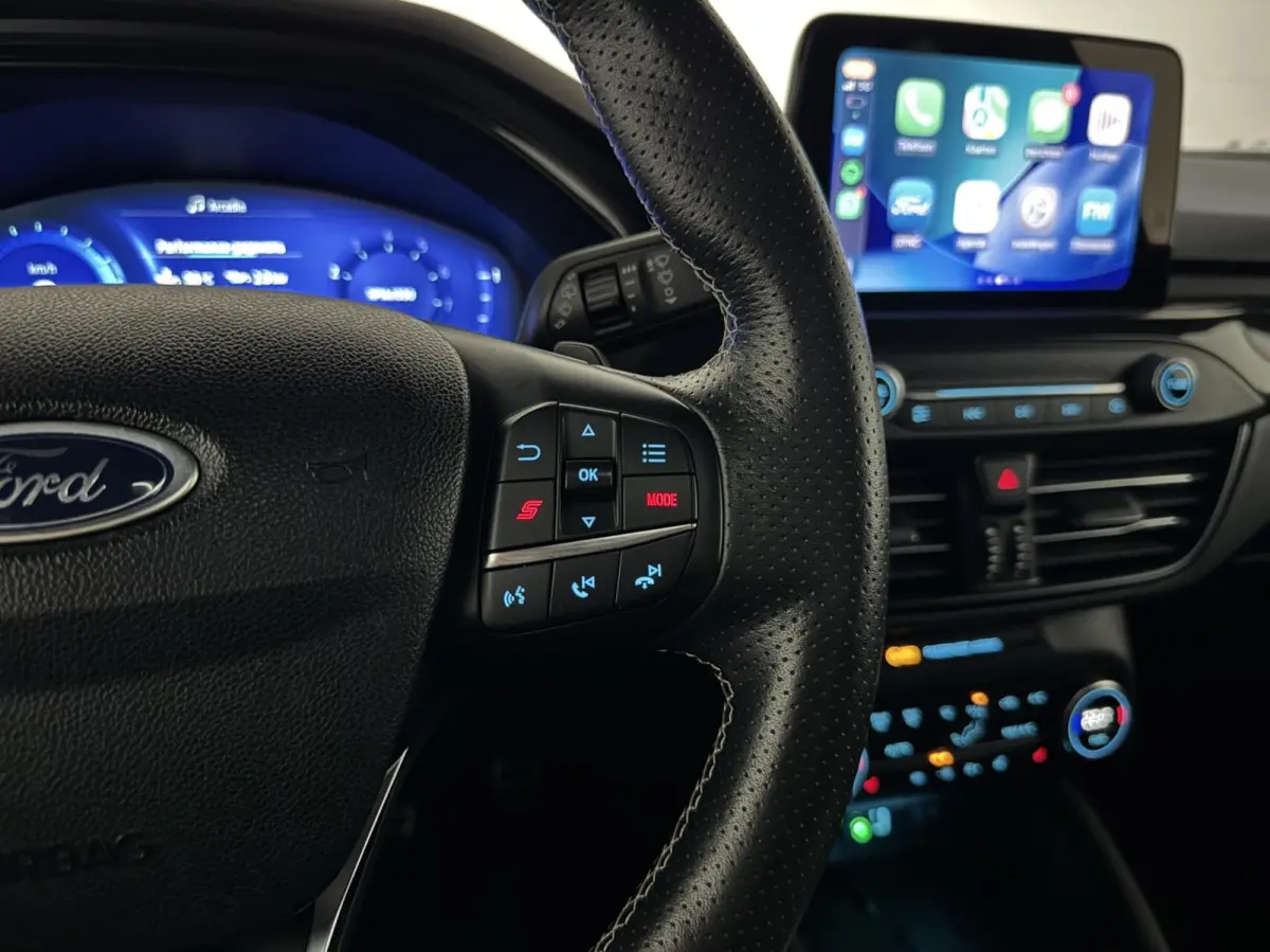 2.3 EcoBoost ST-3 Pano Camera Recaro Navi Stoelv