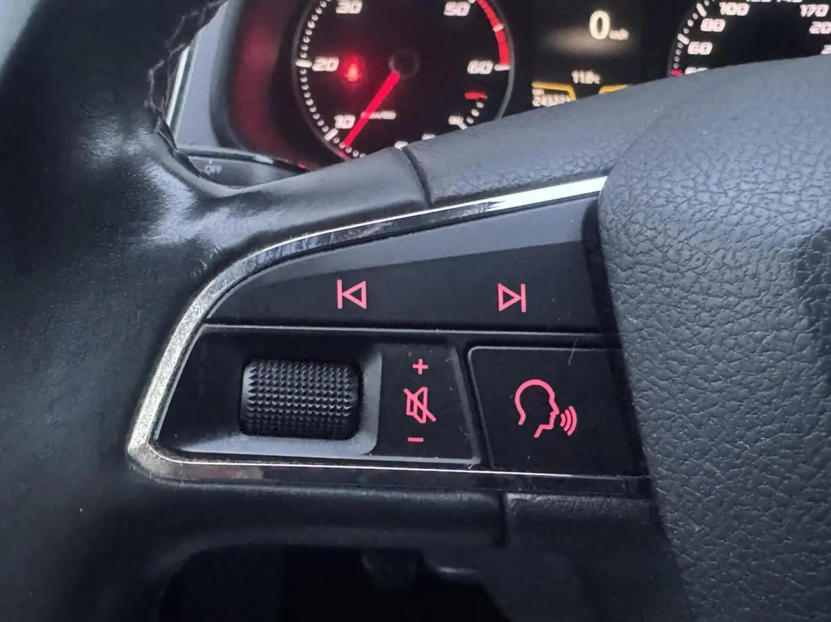 1.6 TDI Reference Airco Carplay Front assistent