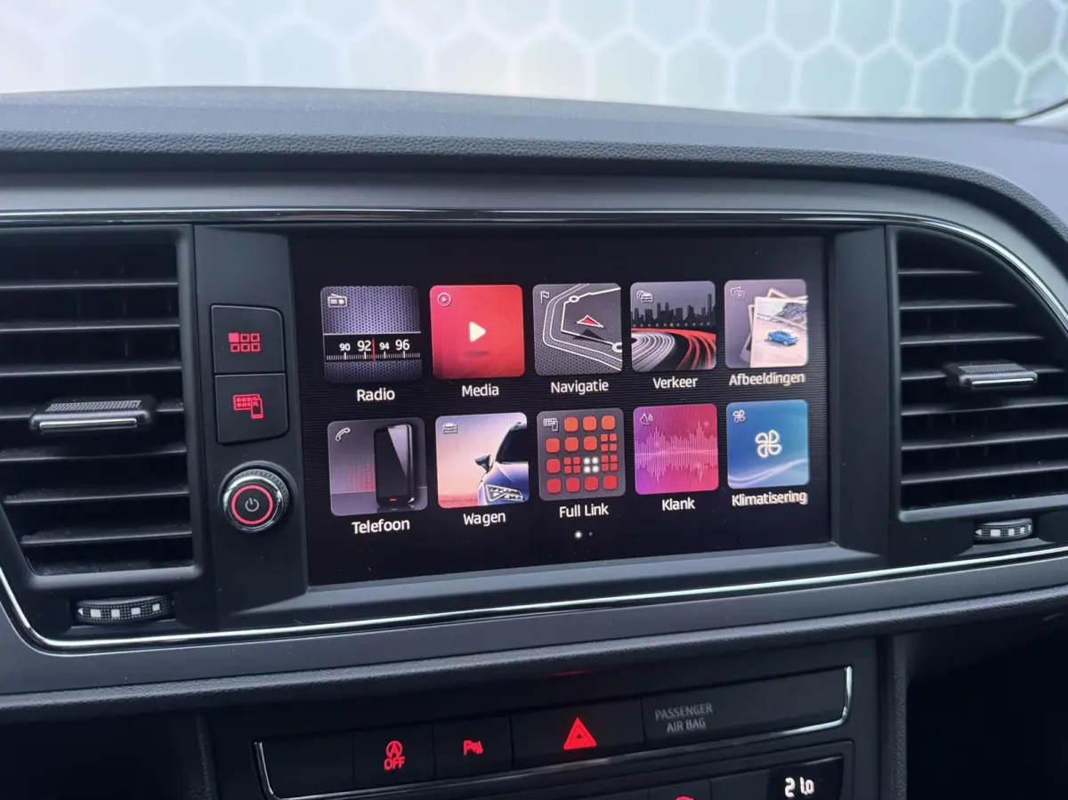 1.6 TDI Reference Airco Carplay Front assistent