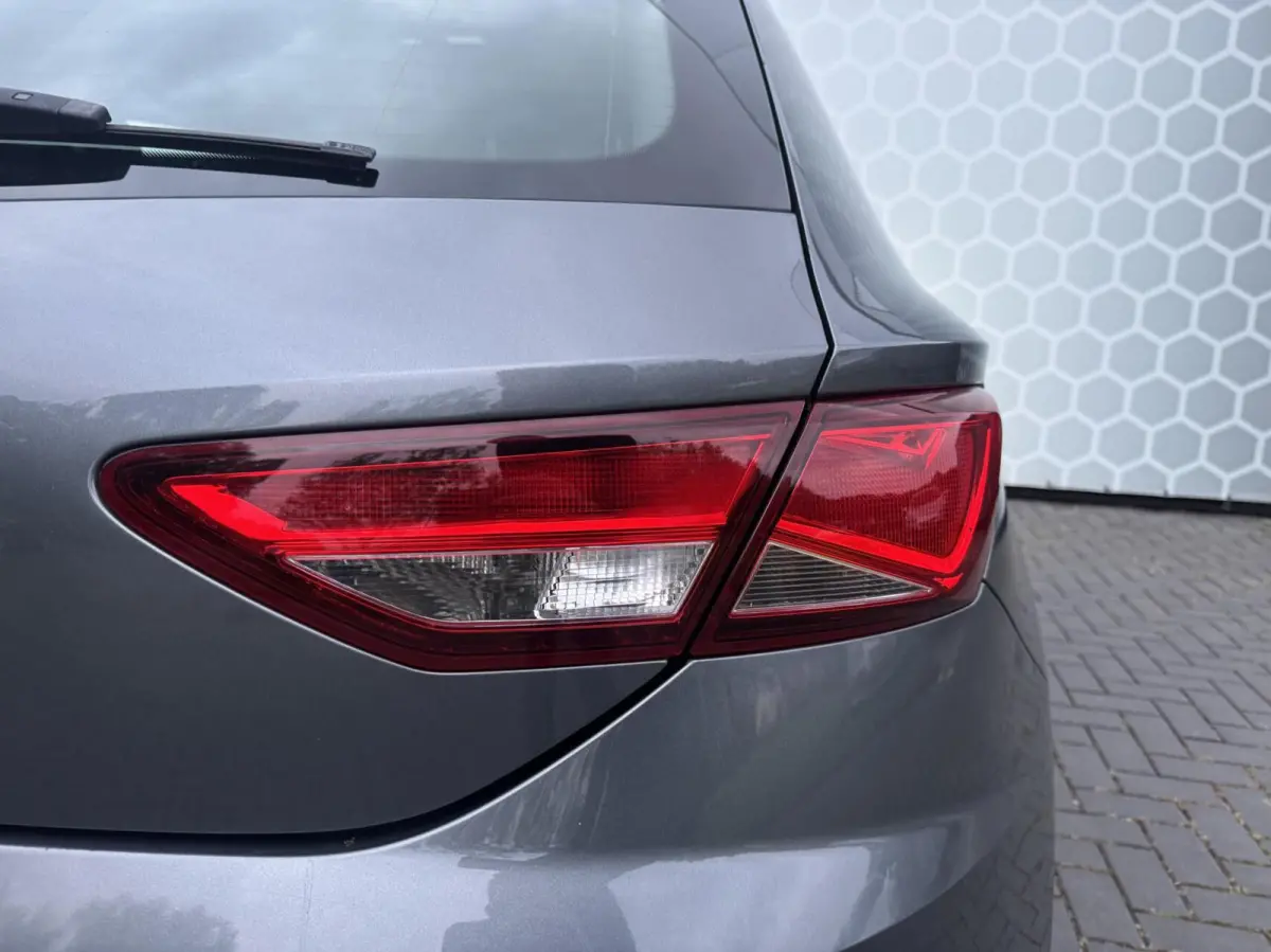 1.6 TDI Reference Airco Carplay Front assistent
