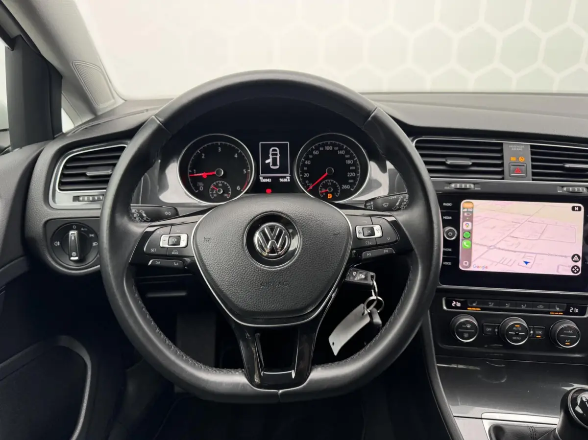 1.6 TDI Highline Business R-line Carplay Parelmoer