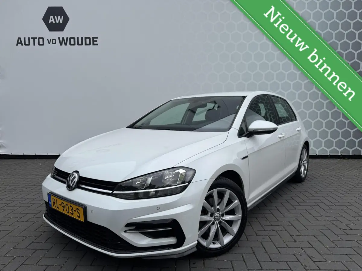 1.6 TDI Highline Business R-line Carplay Parelmoer