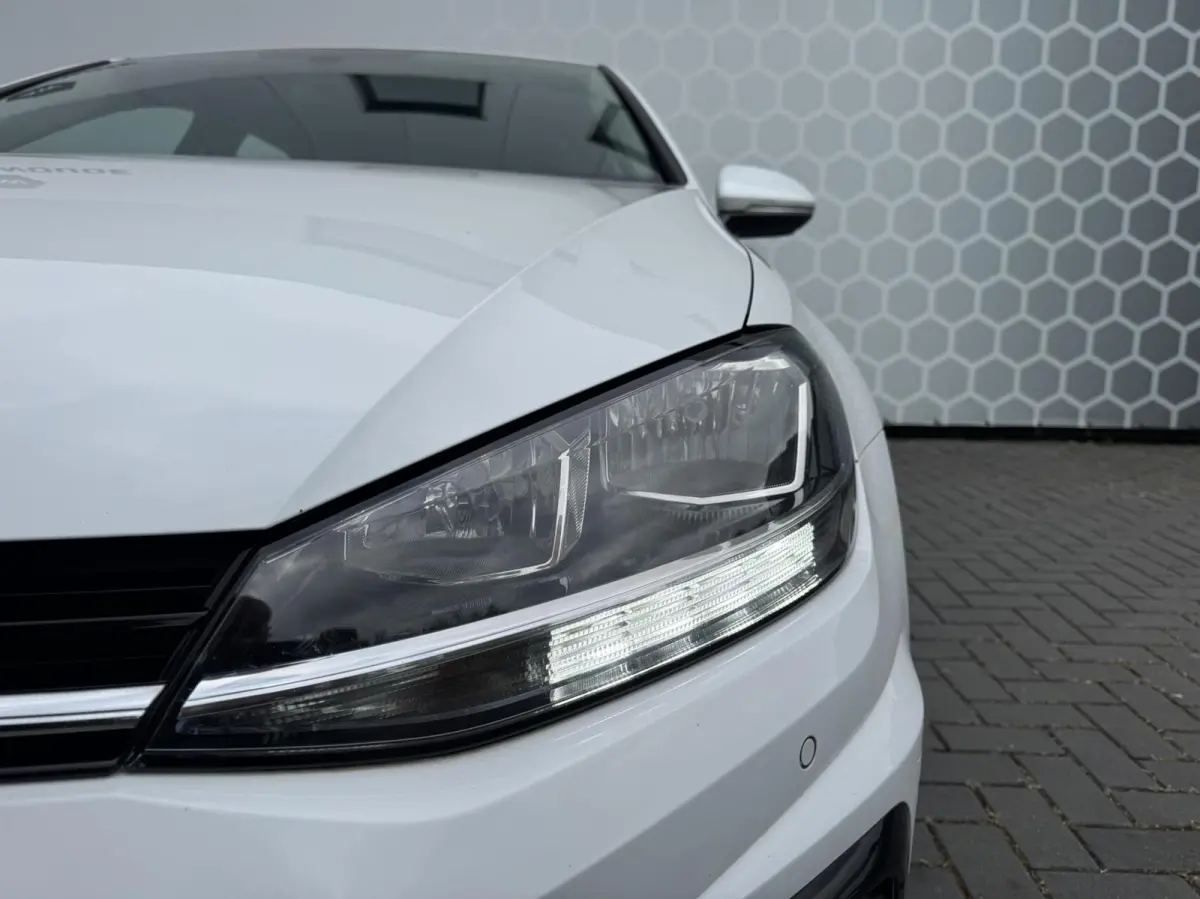 1.6 TDI Highline Business R-line Carplay Parelmoer