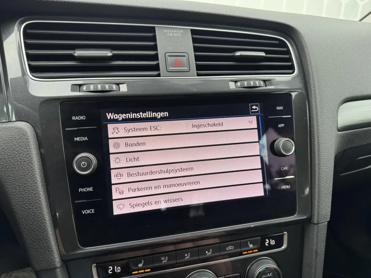 1.6 TDI Highline Business R-line Carplay Parelmoer