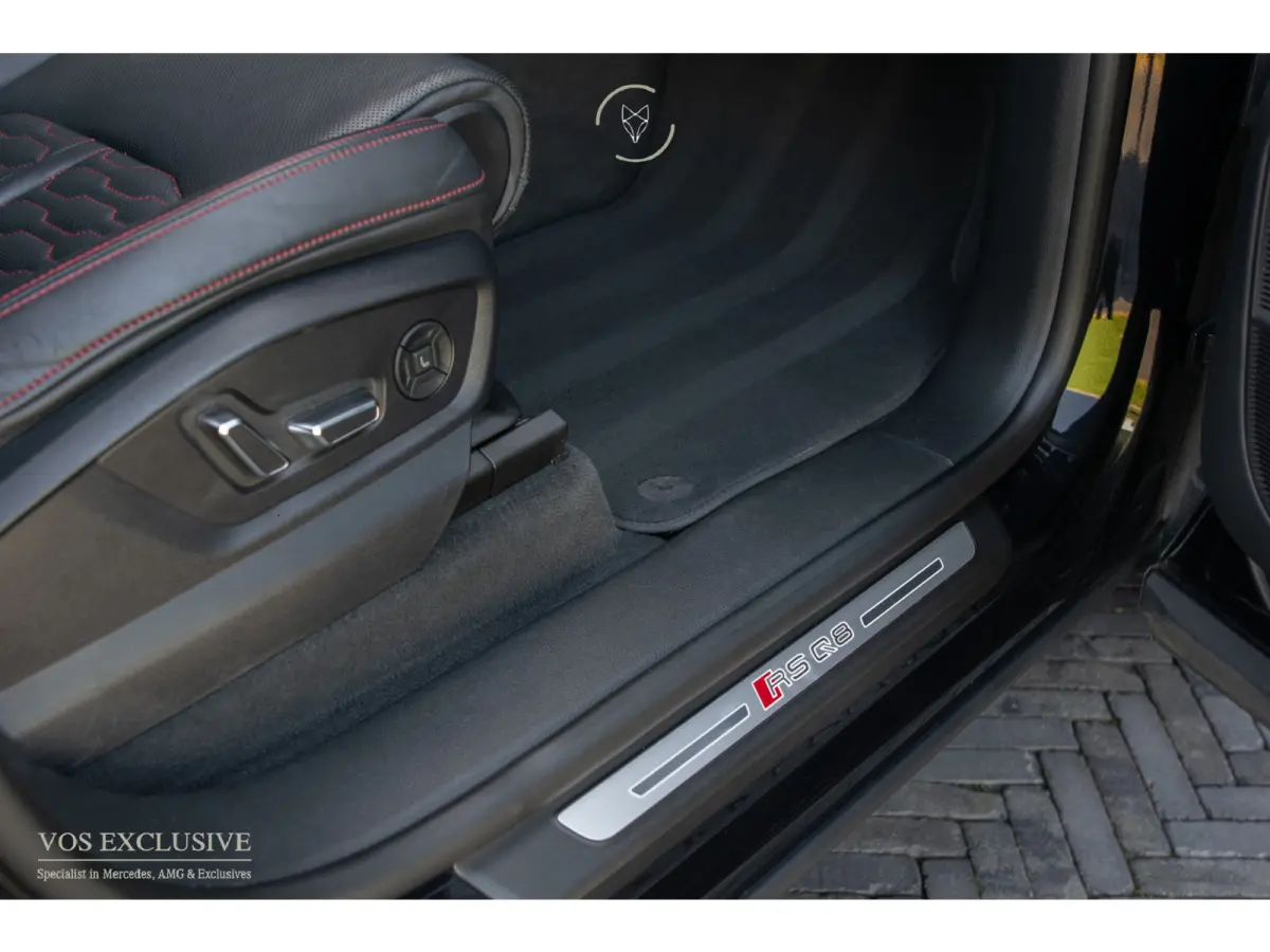 RSQ8 4.0 TFSI Quattro BTW|Massage|B&O 3D Advanced|HUD|Standkachel|23''|4-wielsturing|Trekhaak|Softclose