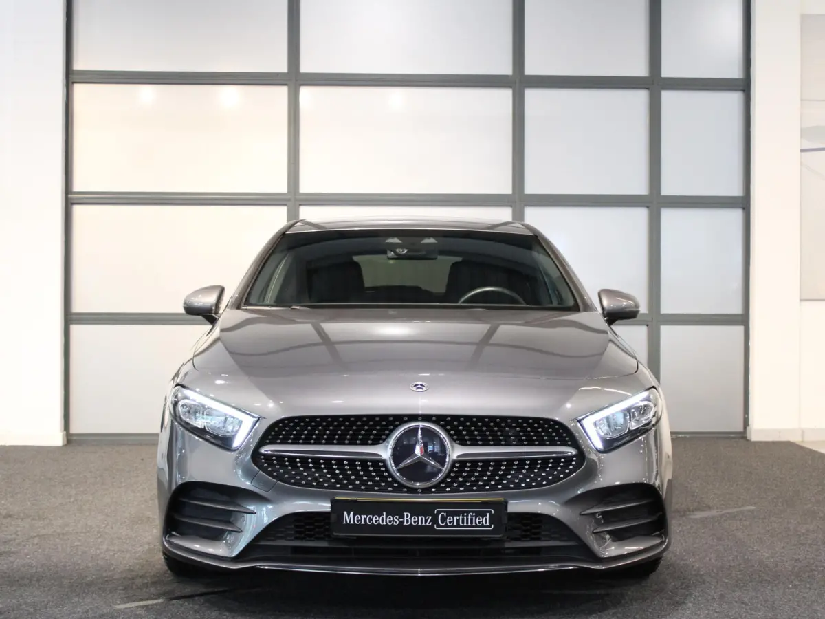 Hatchback 180 Business Solution AMG | Trekhaak