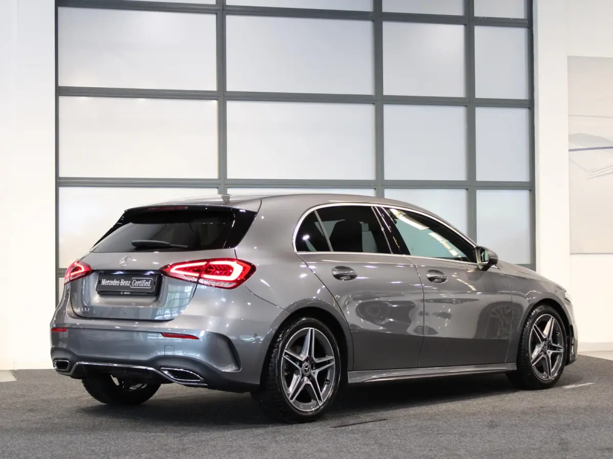 Hatchback 180 Business Solution AMG | Trekhaak