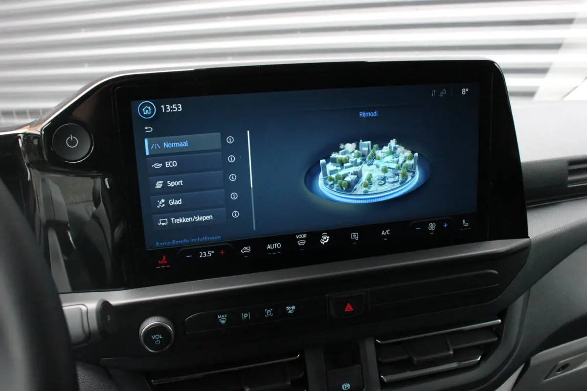 340 L2H1 Limited 65 kWh 218PK / JB- EDITON / CAMERA / 328KM RANGE / APPLE CARPLAY /DRIVERS- PACK/ FULL OPTIONS