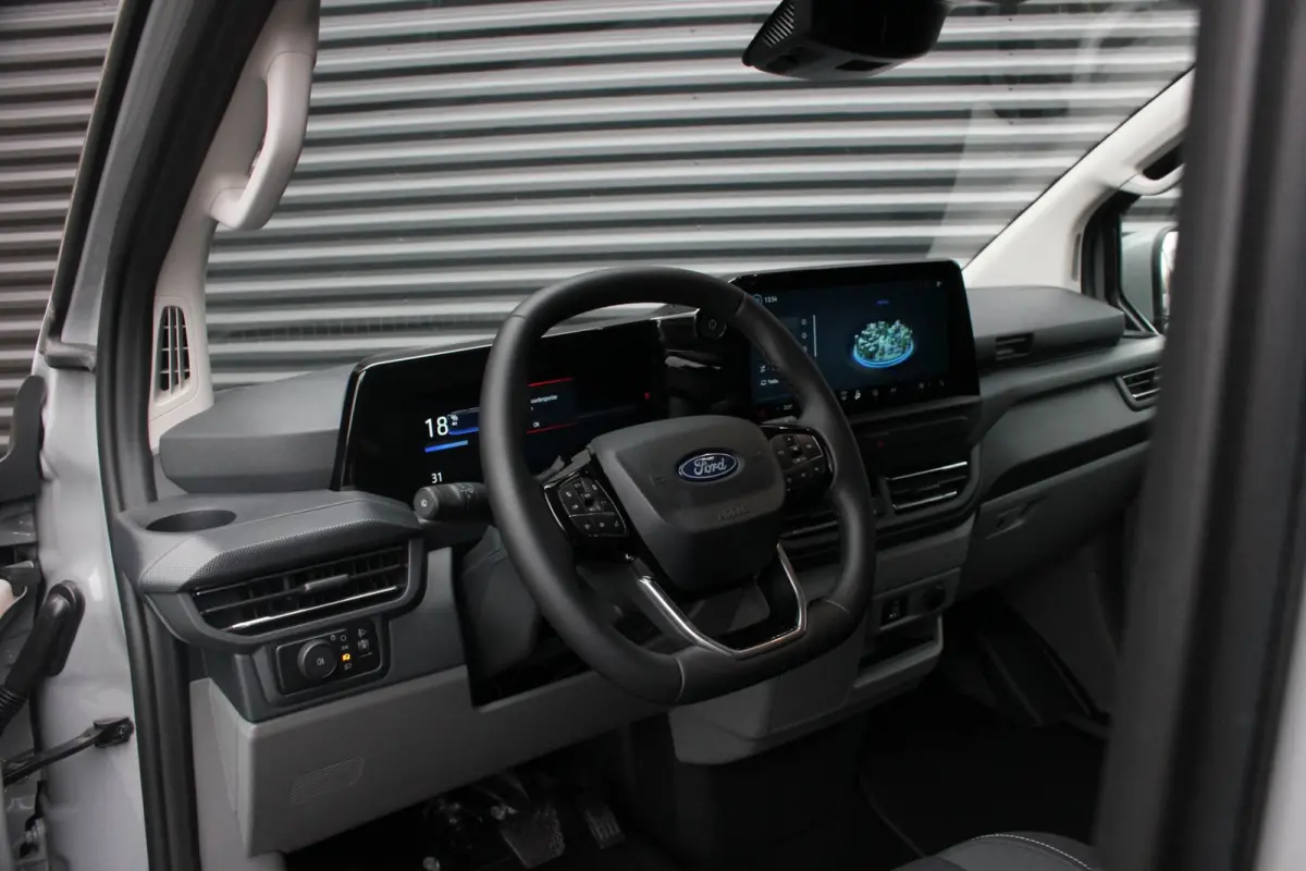 Cust. 340 L2H1 Limited 65 kWh 218PK / JB-EDIITON / CAMERA / 328KM RANGE / APPLE CARPLAY /DRIVERS-PACK /FULL OPTIONS