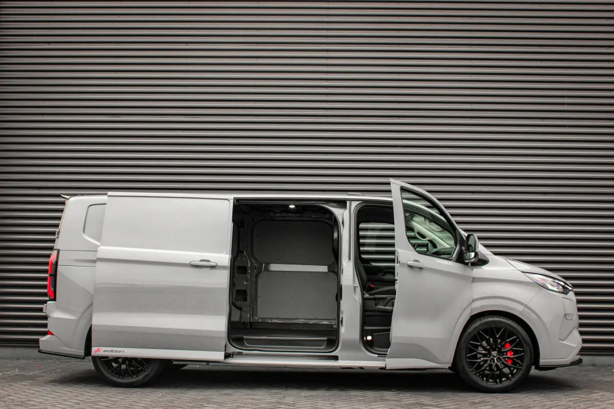 340 L2H1 Limited 65 kWh 218PK / JB- EDIITON / CAMERA / 328KM RANGE / APPLE CARPLAY /DRIVERS- PACK/FULL OPTIONS