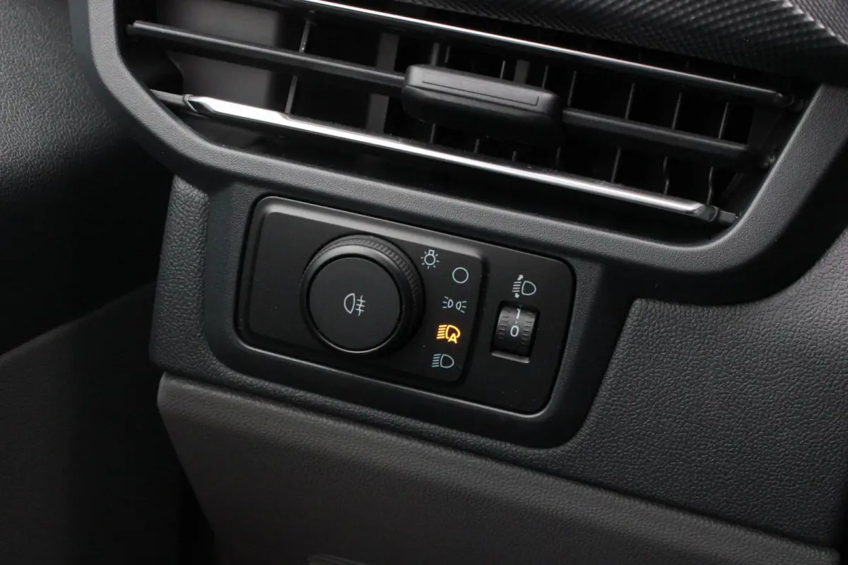 Cust. 340 L2H1 Limited 65 kWh 218PK / JB-EDIITON / CAMERA / 328KM RANGE / APPLE CARPLAY /DRIVERS-PACK /FULL OPTIONS
