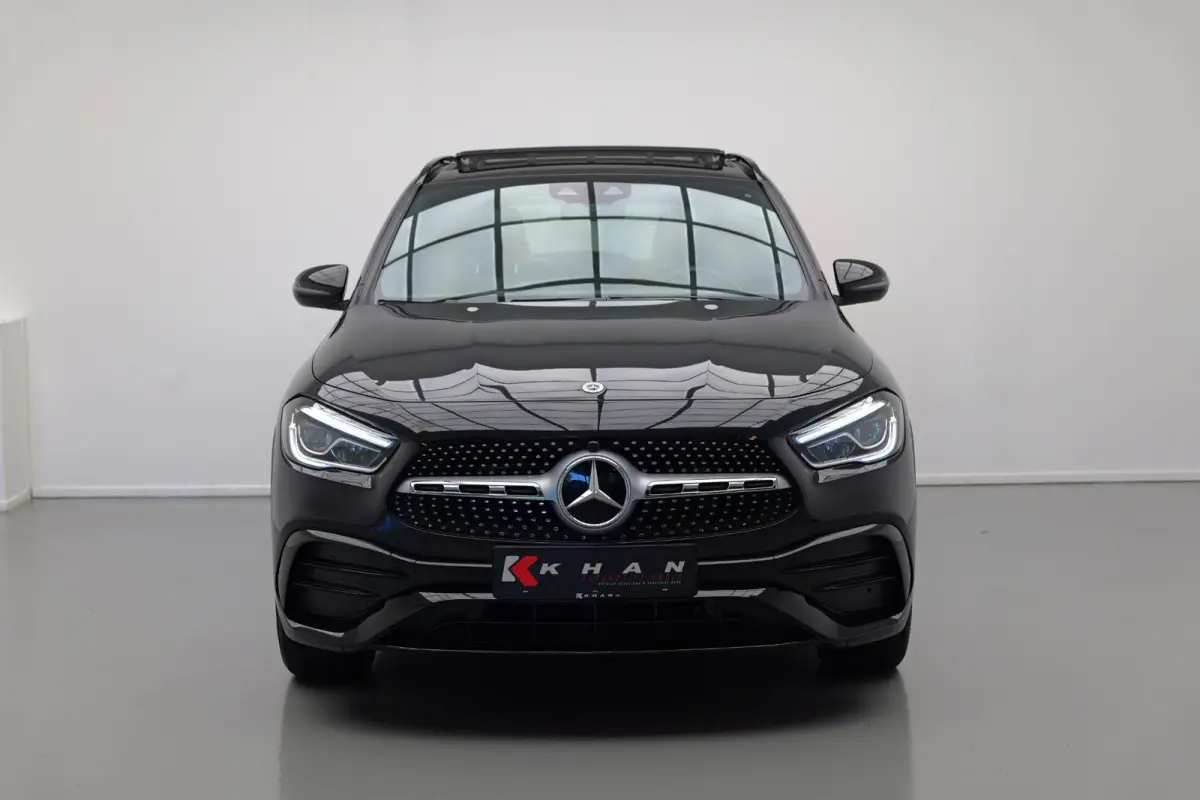 GLA250 4MATIC AMG Line |Pano|Ambient|Camera|