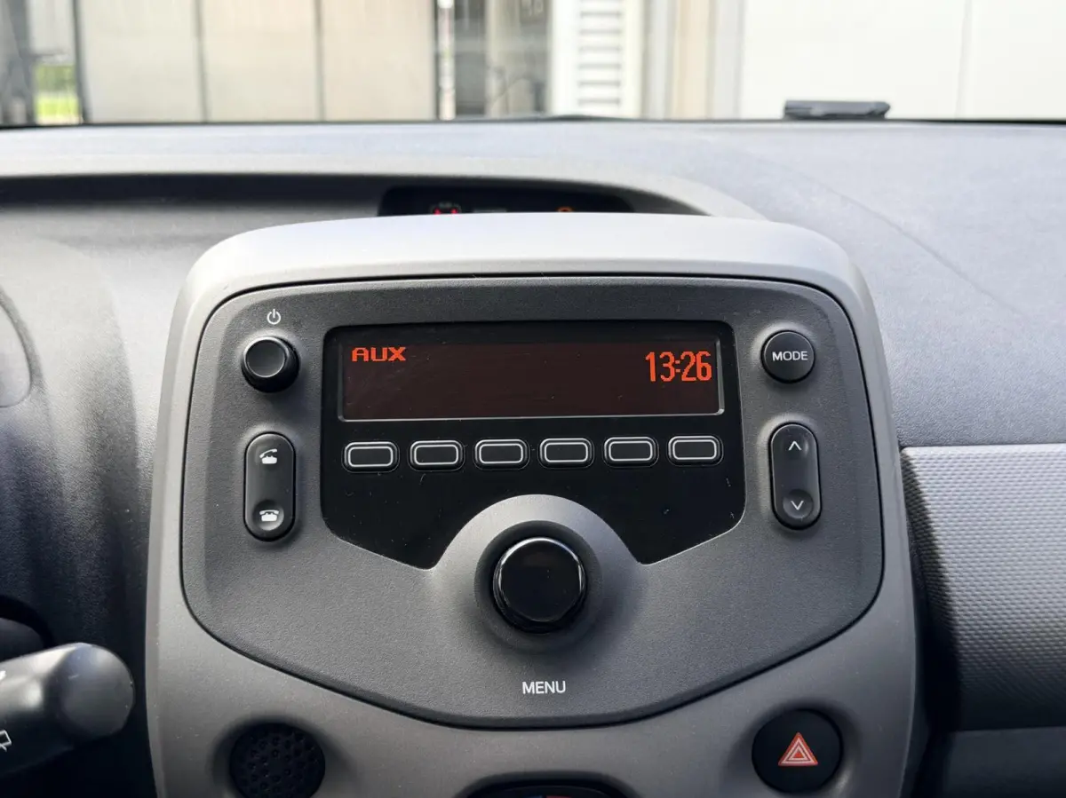 1.0 e-VTi Active | Airco | 5DRS | Bluetooth | Goed Onderhouden | Sportieve Kleur