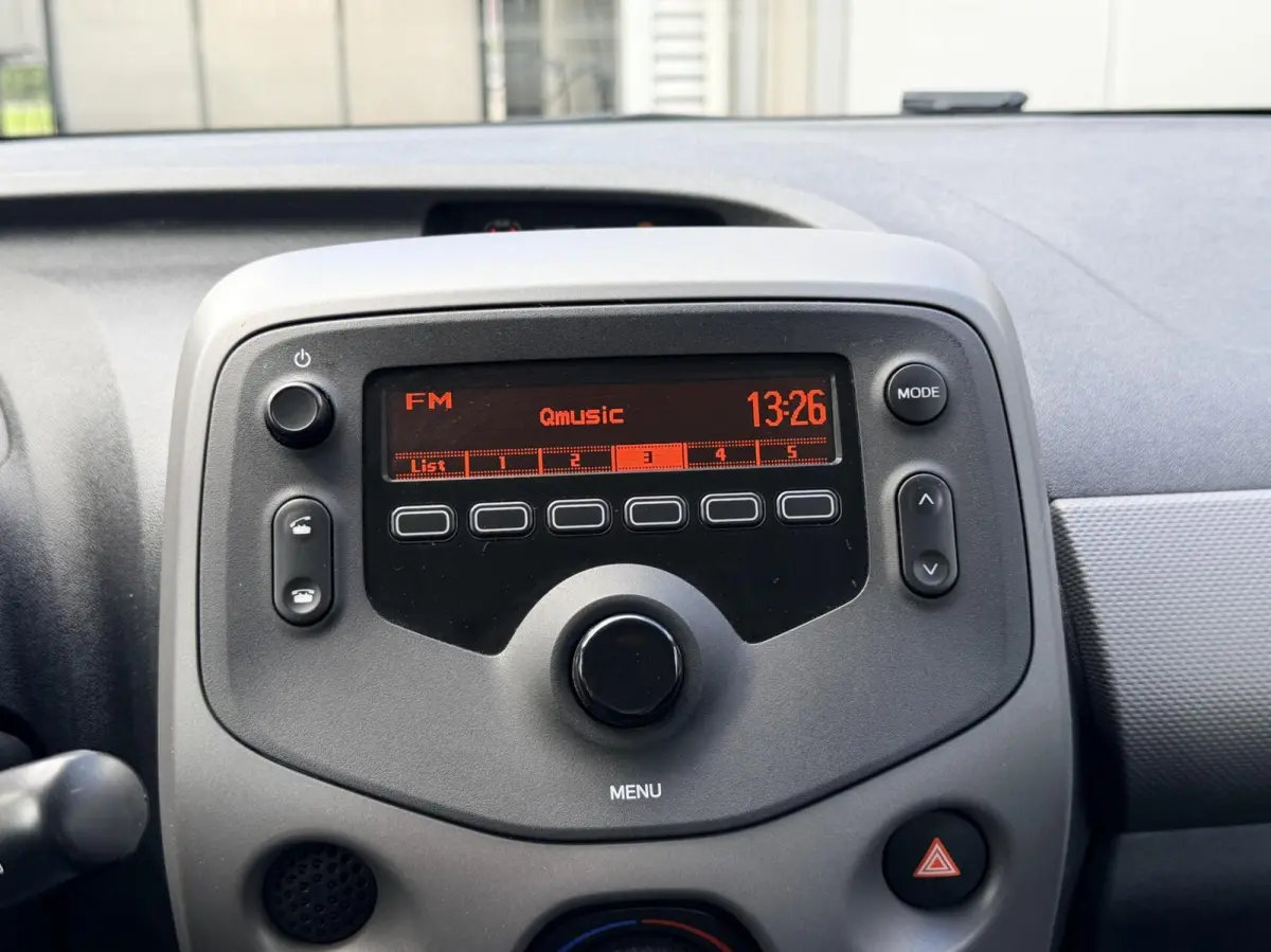 1.0 e-VTi Active | Airco | 5DRS | Bluetooth | Goed Onderhouden | Sportieve Kleur