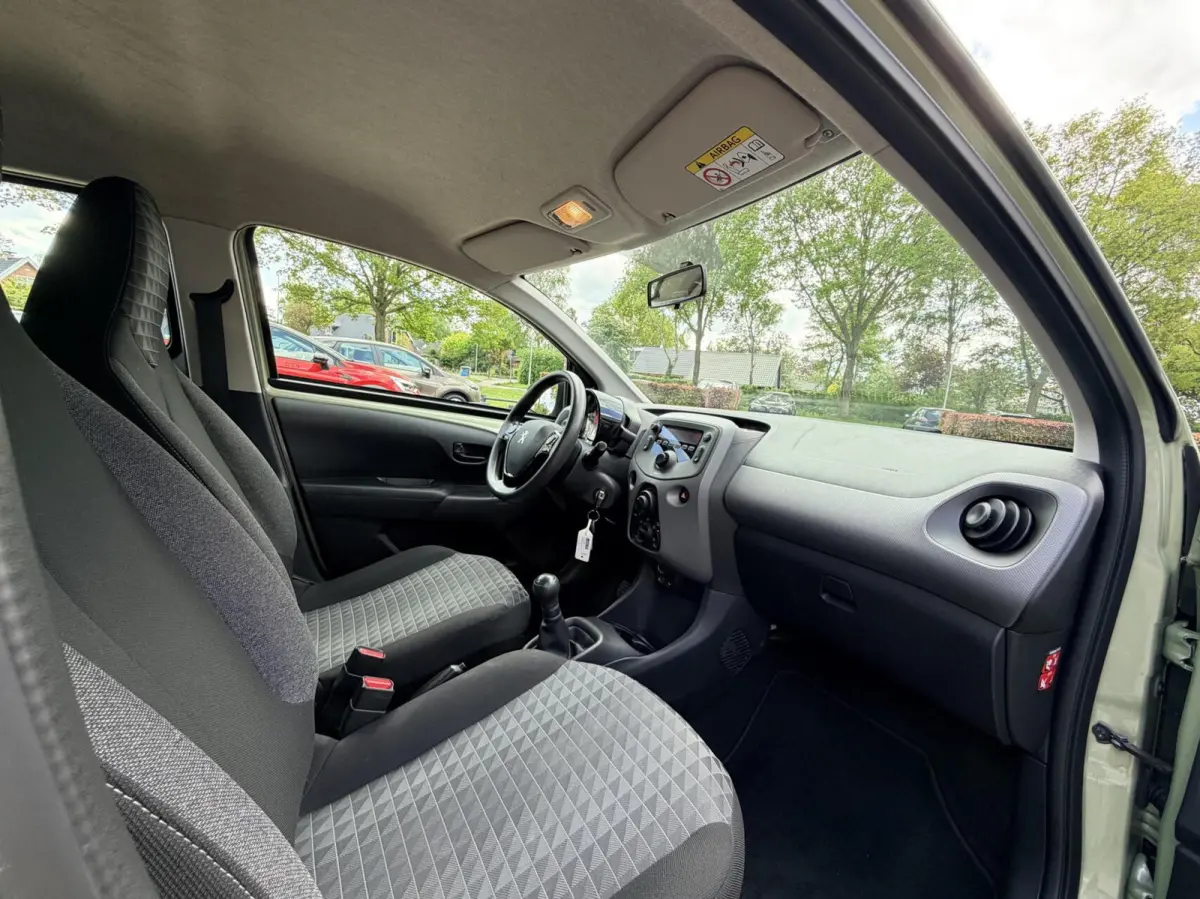 1.0 e-VTi Active | Airco | 5DRS | Bluetooth | Goed Onderhouden | Sportieve Kleur