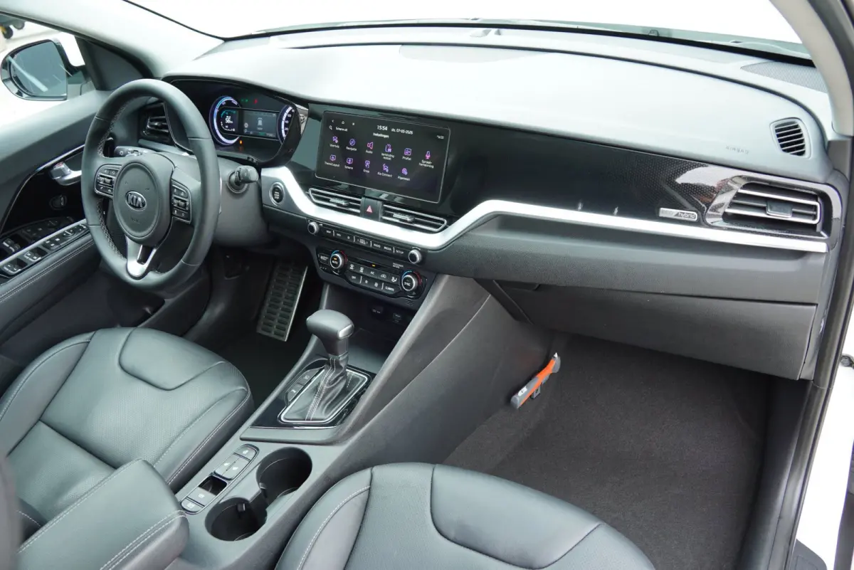 1.6 GDi Hybrid DynamicPlusLine 2021 Stoelverwarming Leder Automaat SUV Adaptive cruise control Carplay Android Navigatie
