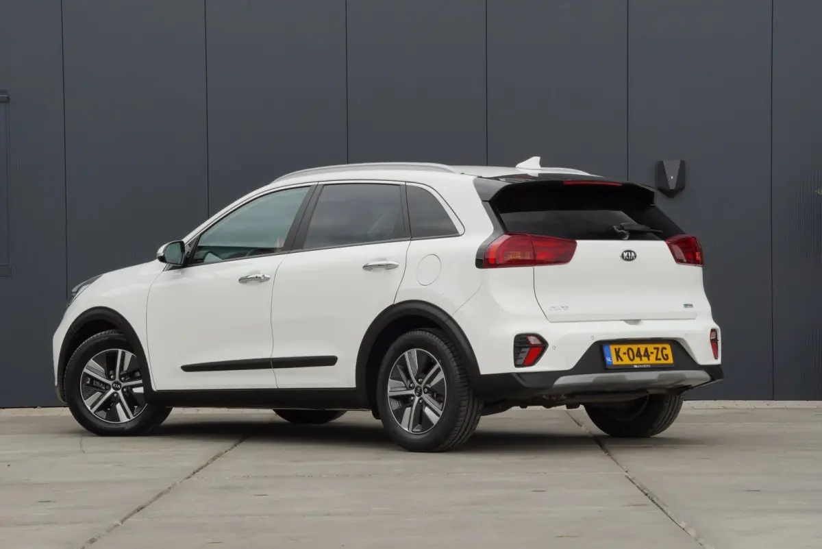 1.6 GDi Hybrid DynamicPlusLine 2021 Stoelverwarming Leder Automaat SUV Adaptive cruise control Carplay Android Navigatie