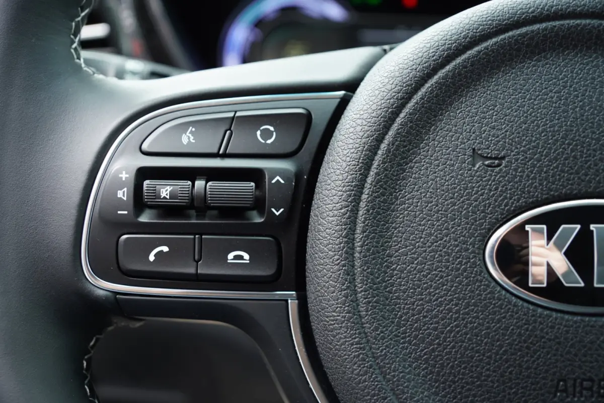 1.6 GDi Hybrid DynamicPlusLine 2021 Stoelverwarming Leder Automaat SUV Adaptive cruise control Carplay Android Navigatie