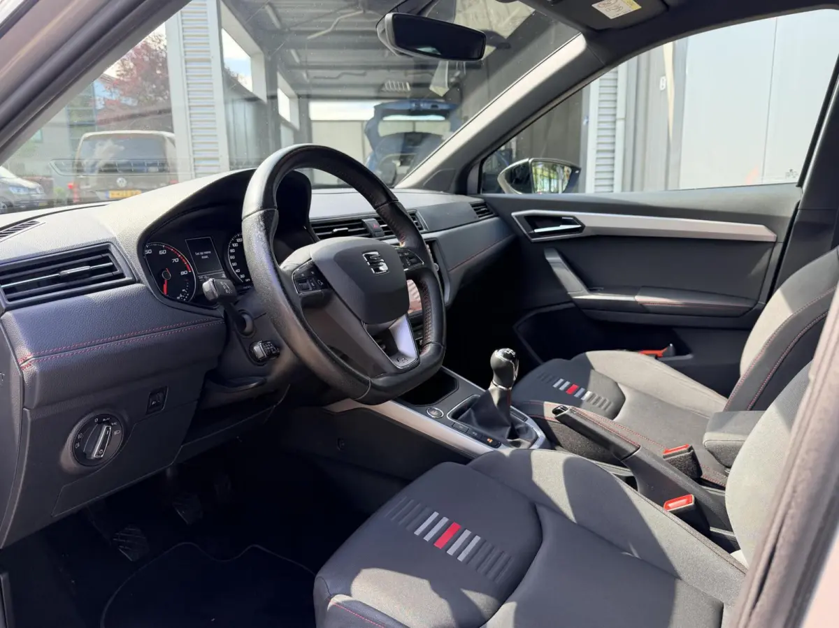 1.5 TSI EVO FR Business Intense Plus | Stoelverwarming | Led | Navi | Camera | 4-Cilinder