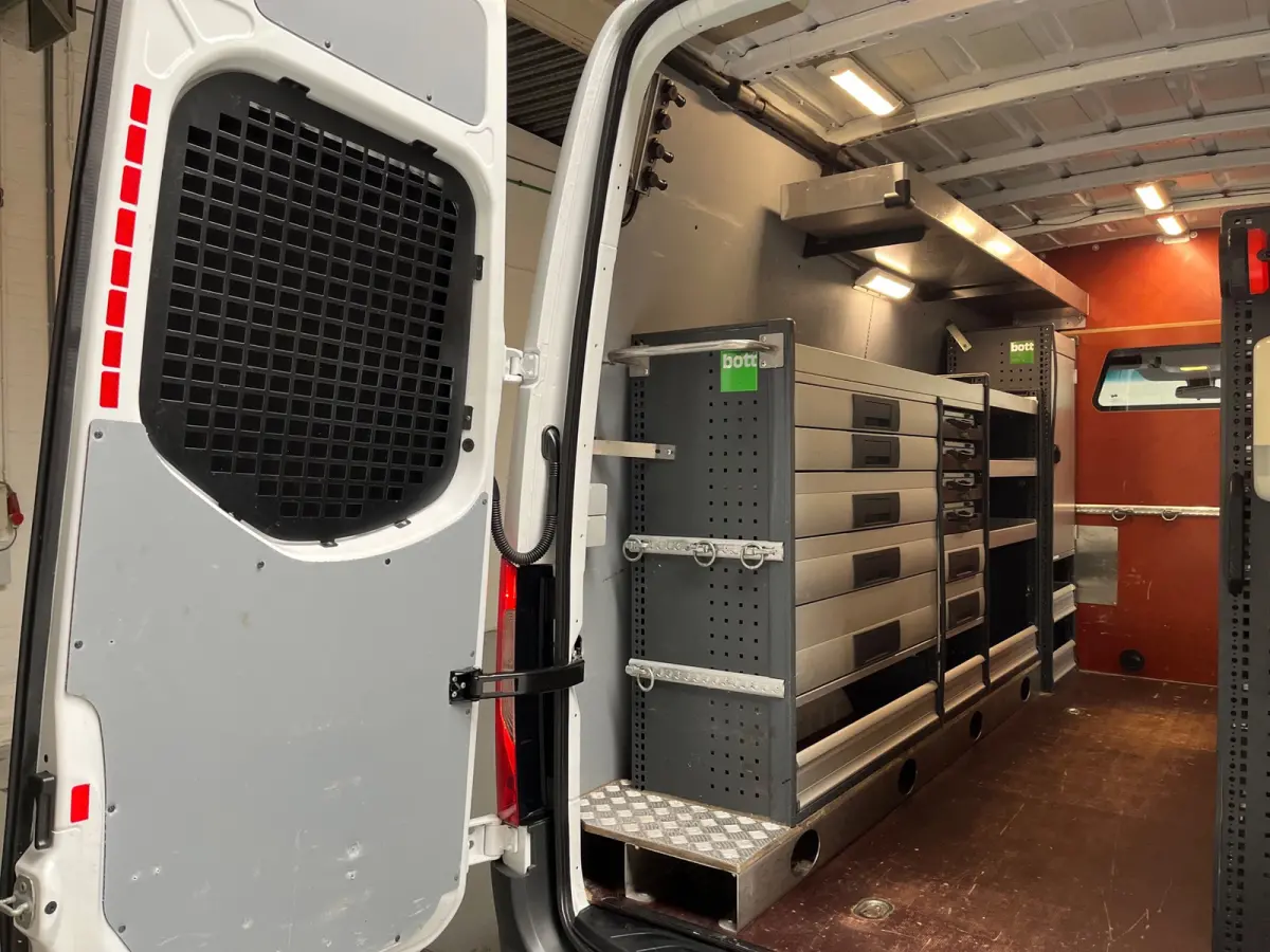 Automaat Servicewagen 314 2.2 CDI 140PK L2H2 euro6 BOTT Inrichting, Victron V230, Standkachel RIJKLAARPRIJS