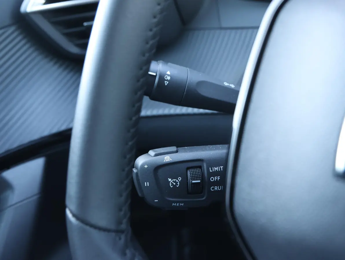 EV Allure Avantage 54 kWh 1ste Eigenaar | Camera V+A | Navigatie | Cruise Control Adaptief | Apple Carplay & Android Auto
