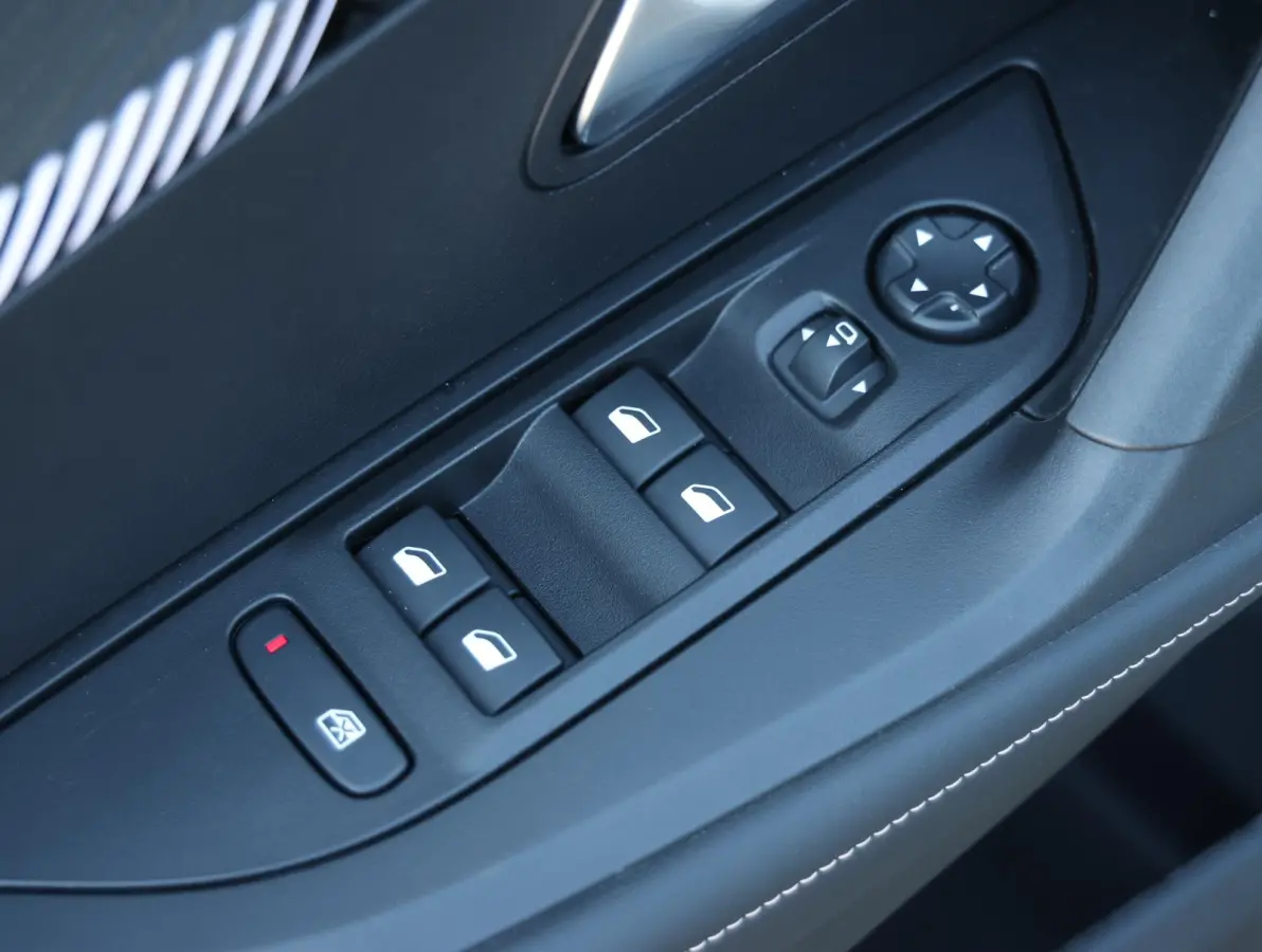 EV Allure Avantage 54 kWh 1ste Eigenaar | Camera V+A | Navigatie | Cruise Control Adaptief | Apple Carplay & Android Auto
