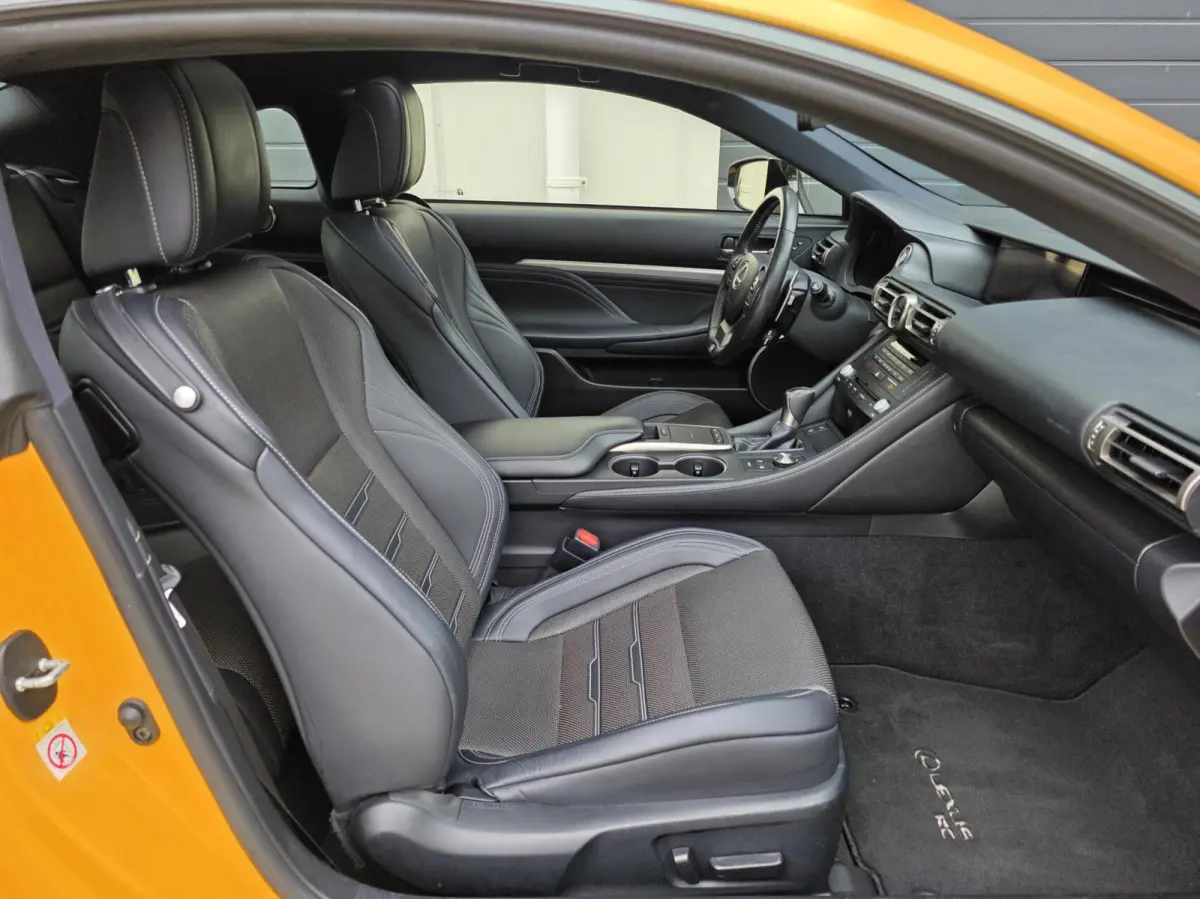 300h F Sport | Mark-Levinson | UNIEK