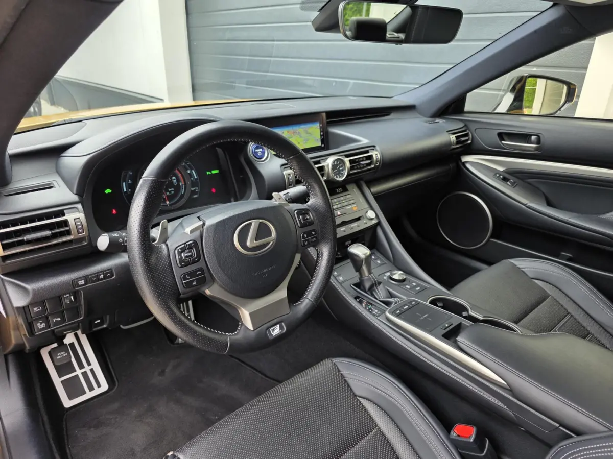 300h F Sport | Mark-Levinson | UNIEK