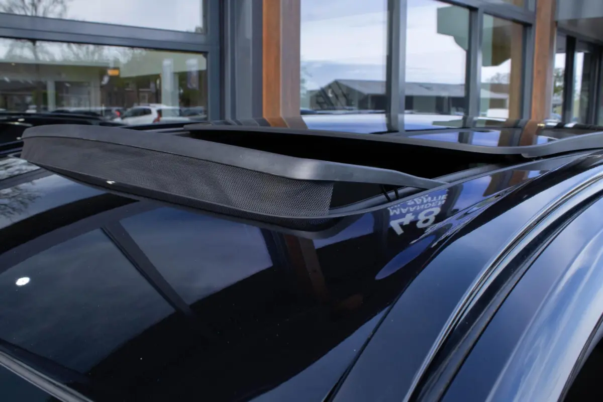 2.0 PHEV T8 Twin Engine AWD R-Design|Pano|21'|