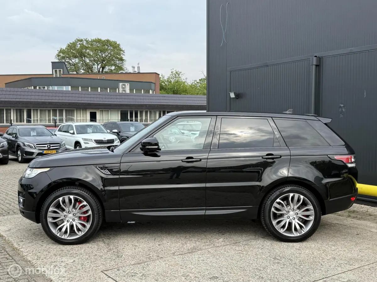 4.4 SDV8 HSE Dynamic PANODAK
