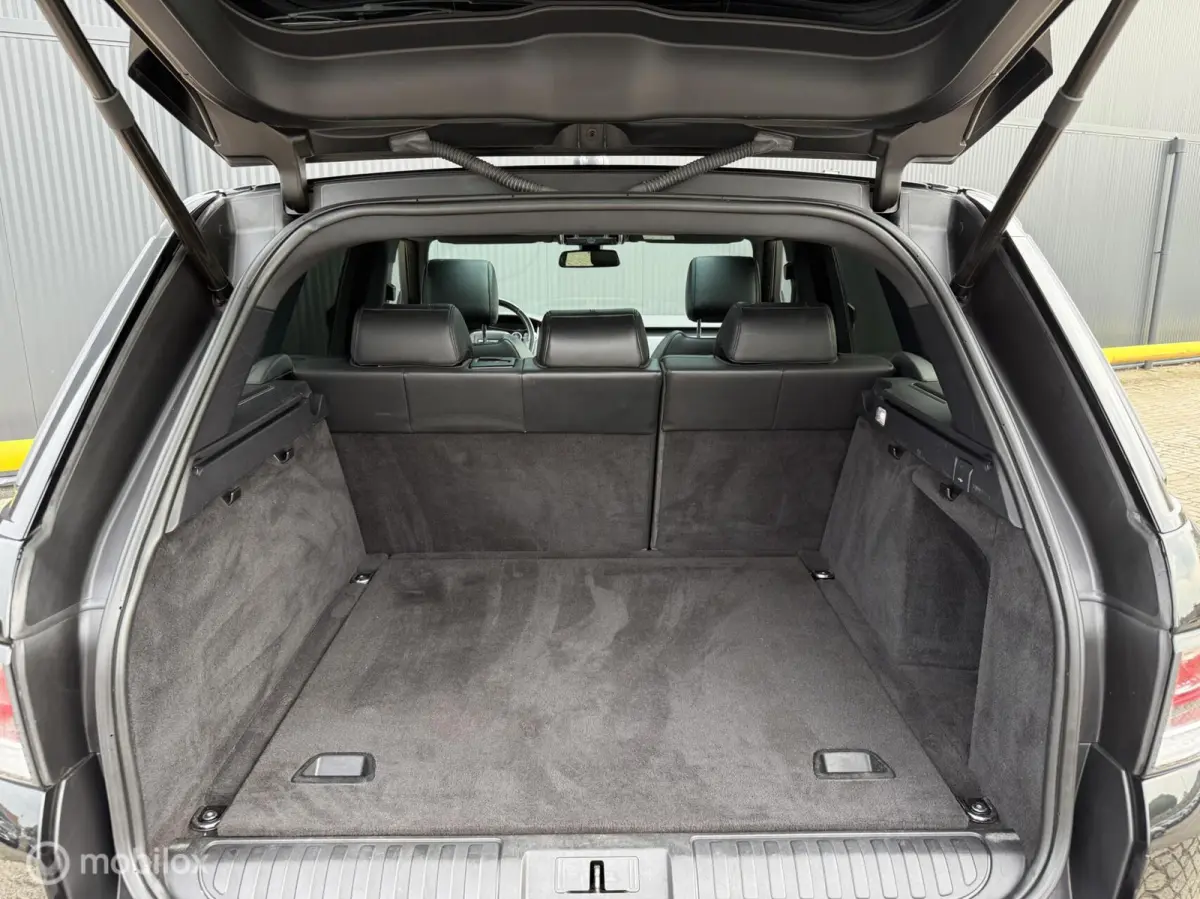 4.4 SDV8 HSE Dynamic PANODAK