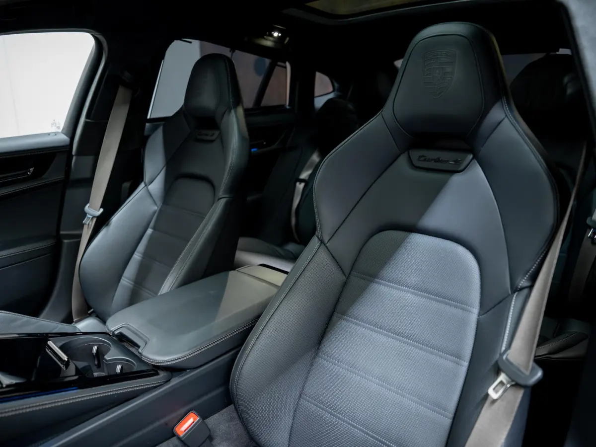 4.0 Turbo S E-Hybrid | InnoDrive | Burmester | Bijrijdersdisplay | Pano | 360° |