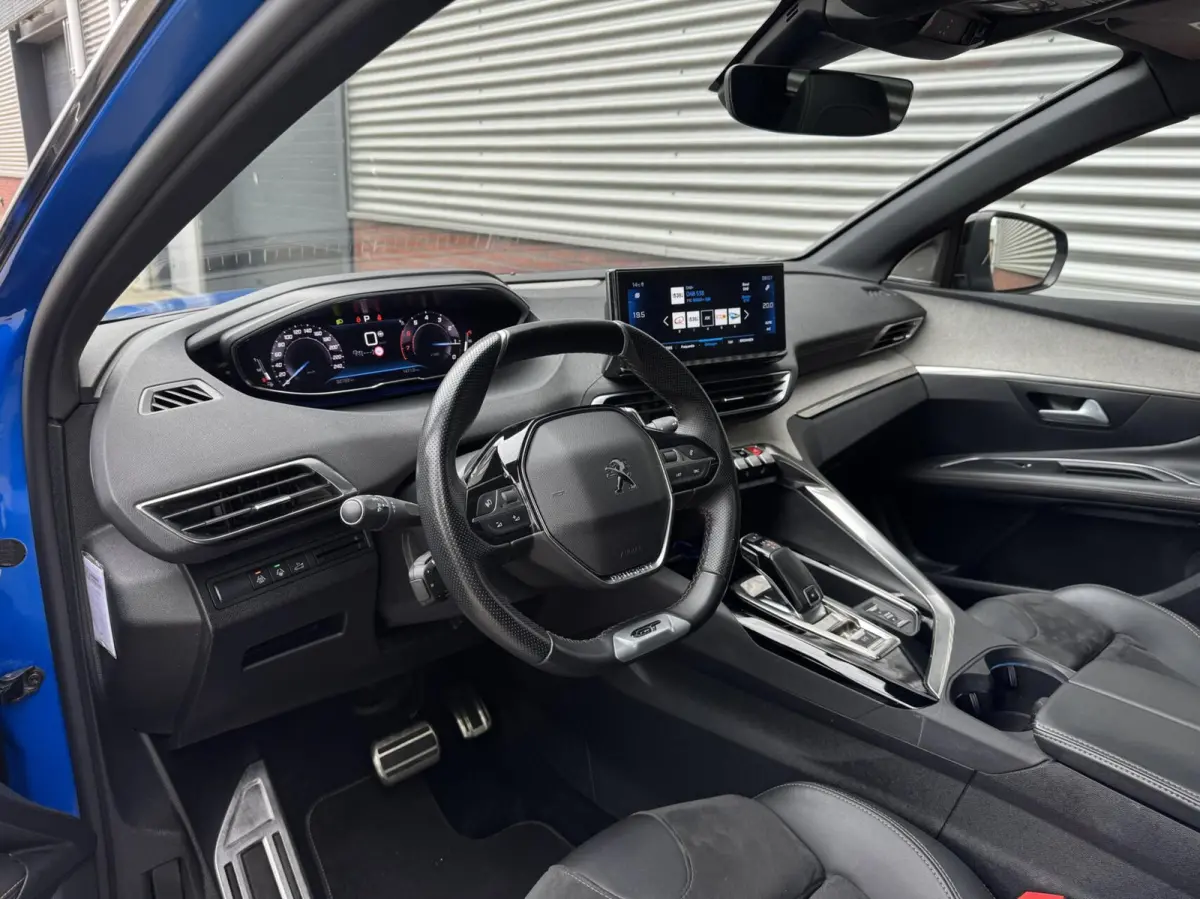 PureTech Blue Lease GT|PANO|Focal|Alcantara/leder|Camera V+A|Elek.stoel.|Adap.Cruise|