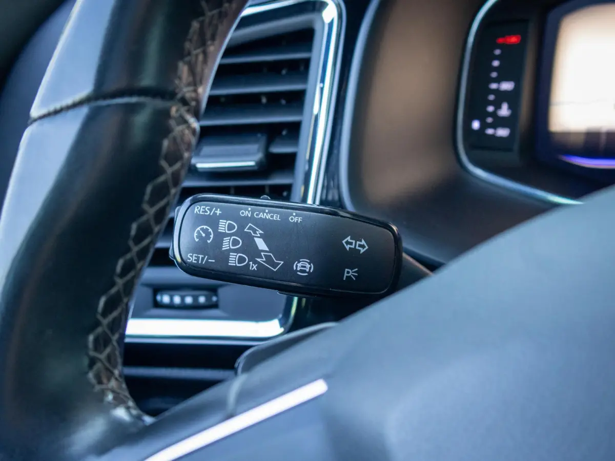 1.5 TSI FR Business Intense Pano LED Virtual Cockpit