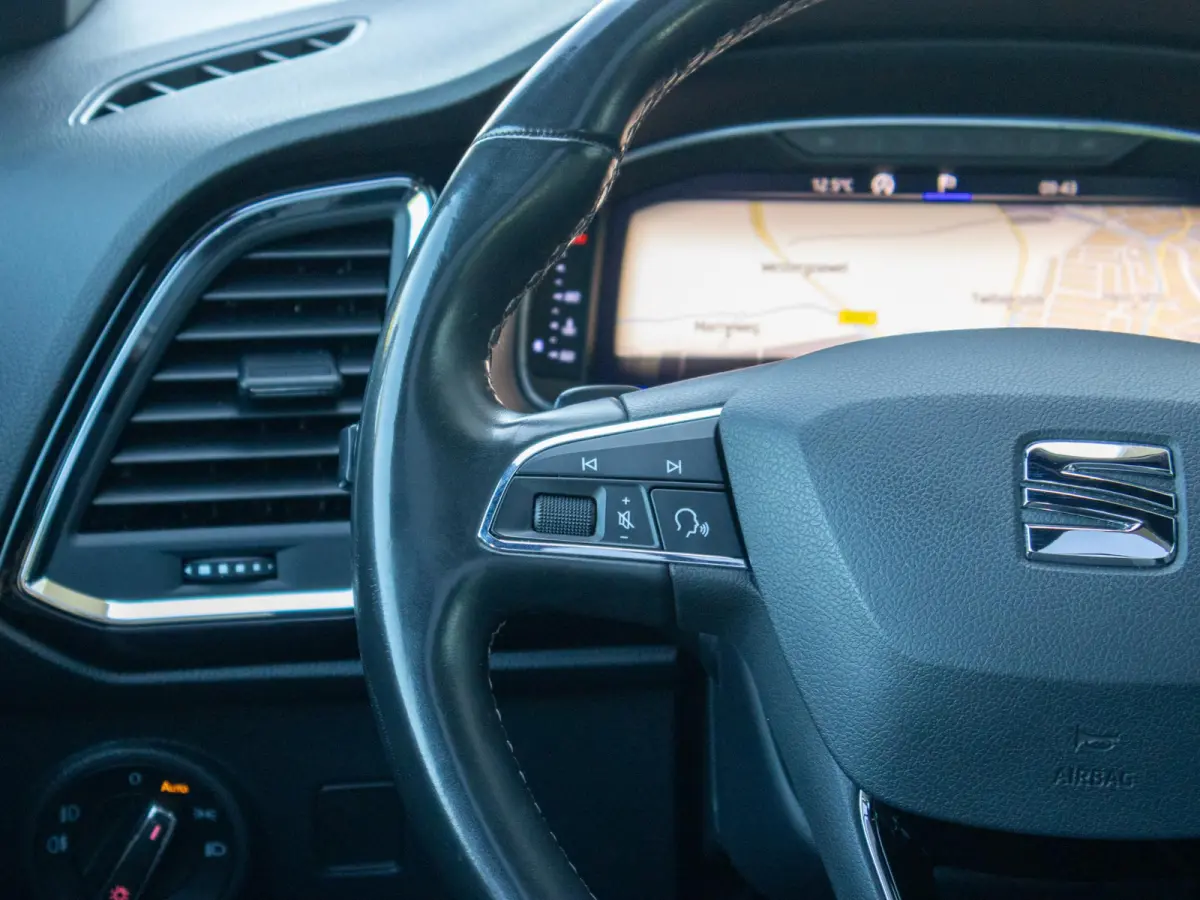 1.5 TSI FR Business Intense Pano LED Virtual Cockpit
