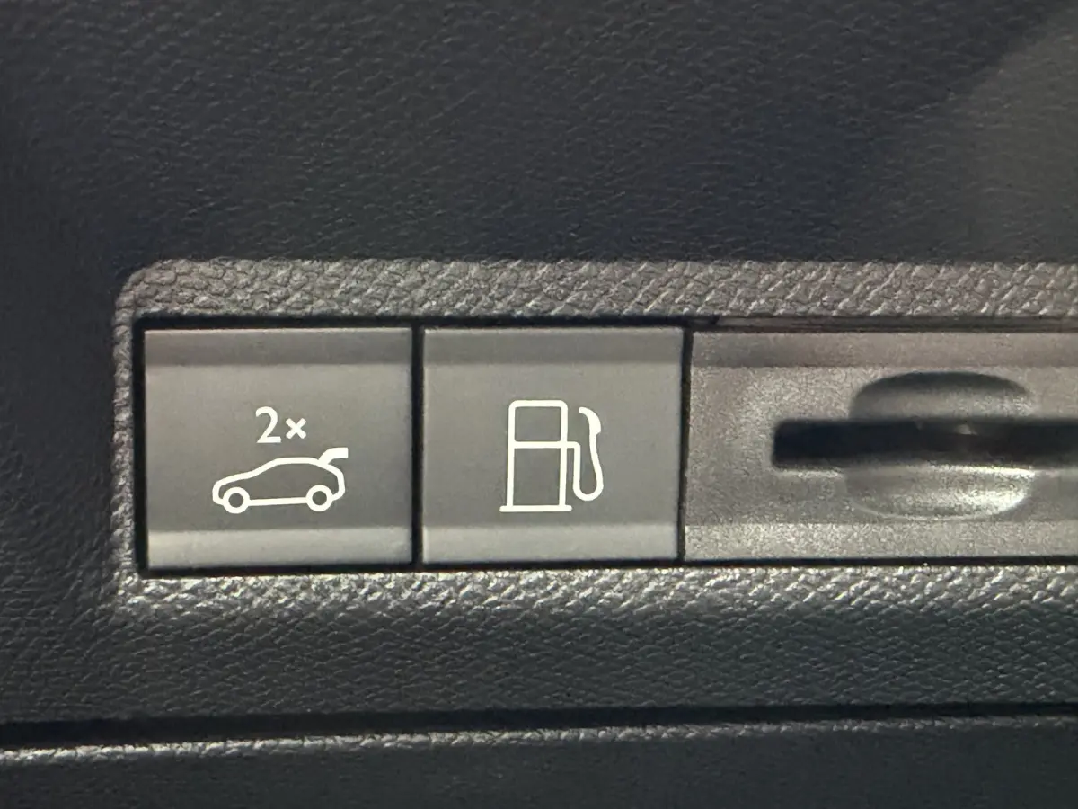 225pk Plug-in Hybrid GT (Elektrische Klep - AGR stoelen incl verwarming/massage/geheugen - Adaptieve Cruise Controle - Keyless Entry - LED - 7 pers. - Parkeersensoren V+A - Camera)