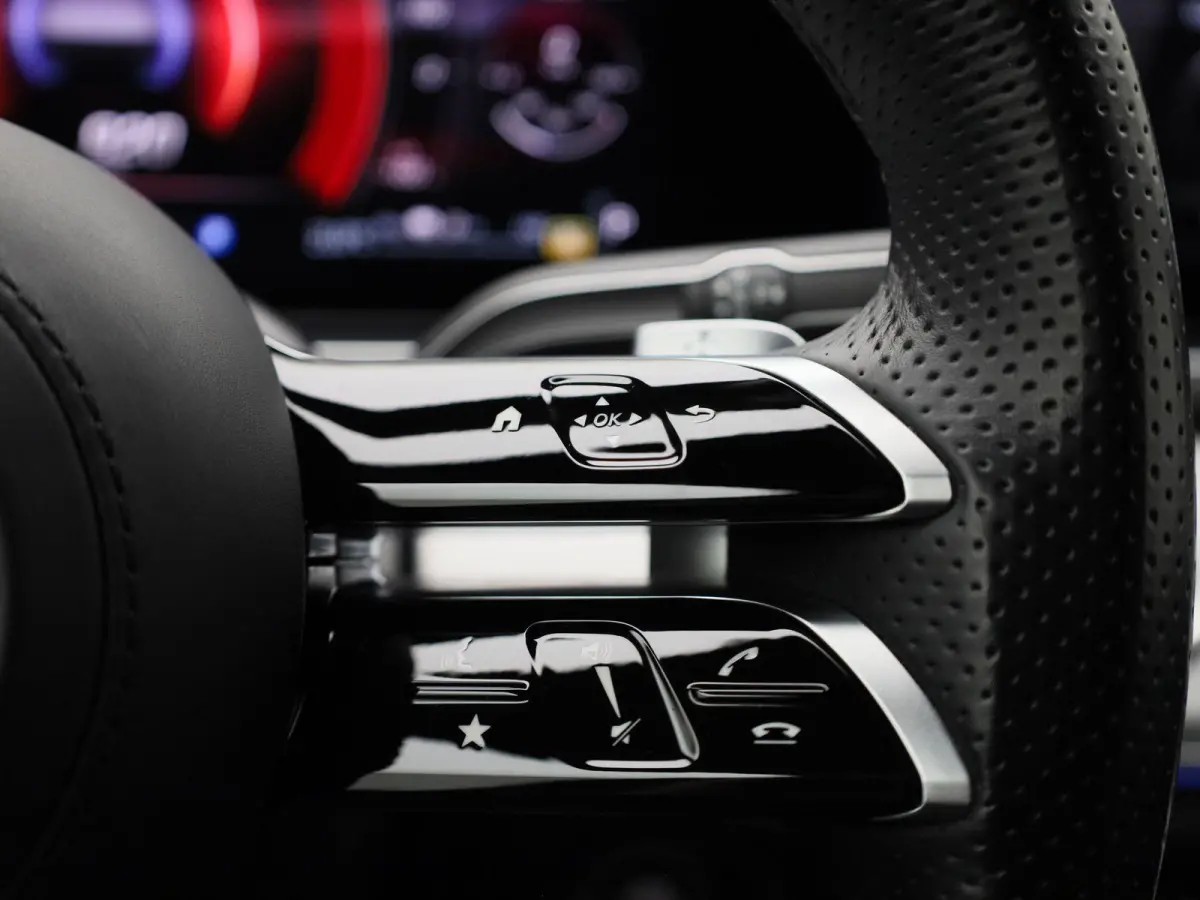 400 e 4MATIC AMG Line Premium AUTOMAAT | LUCHTVERING | AMG-PAKKET | BURMESTER | AMBIANTE | 360 CAMERA | ELEKTRISCHE TREKHAAK | MEMORY | LEDER | 12 MAANDEN BOVAG GARANTIE |