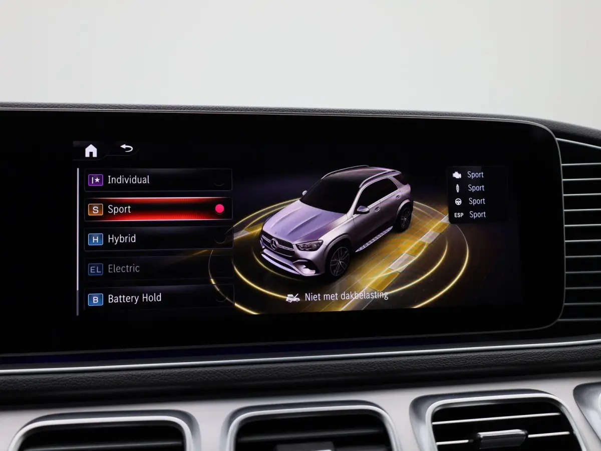 400 e 4MATIC AMG Line Premium AUTOMAAT | LUCHTVERING | AMG-PAKKET | BURMESTER | AMBIANTE | 360 CAMERA | ELEKTRISCHE TREKHAAK | MEMORY | LEDER | 12 MAANDEN BOVAG GARANTIE |