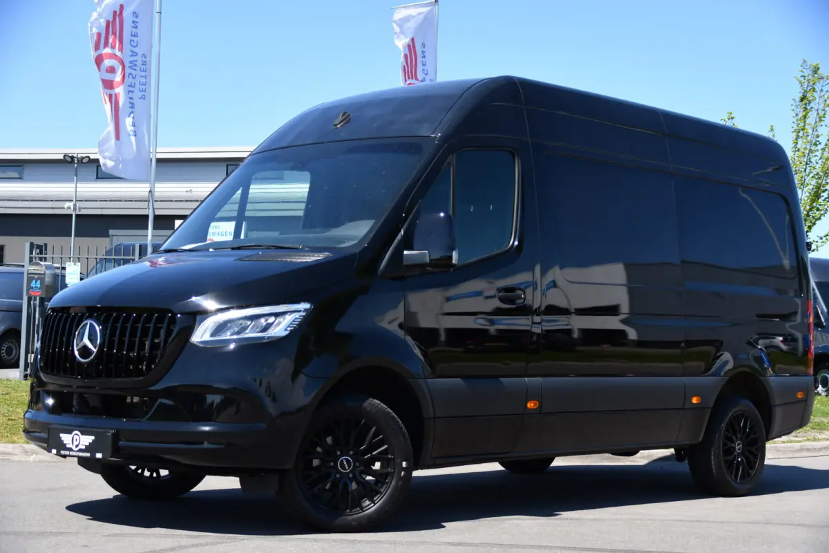 319 1.9 CDI L2H2 RWD Black Edition Camera, Cruise, Carplay, LED, 190pk, Multimedia, Automaat, Geveerde stoel, Sensoren, Trekhaak, Uniek!