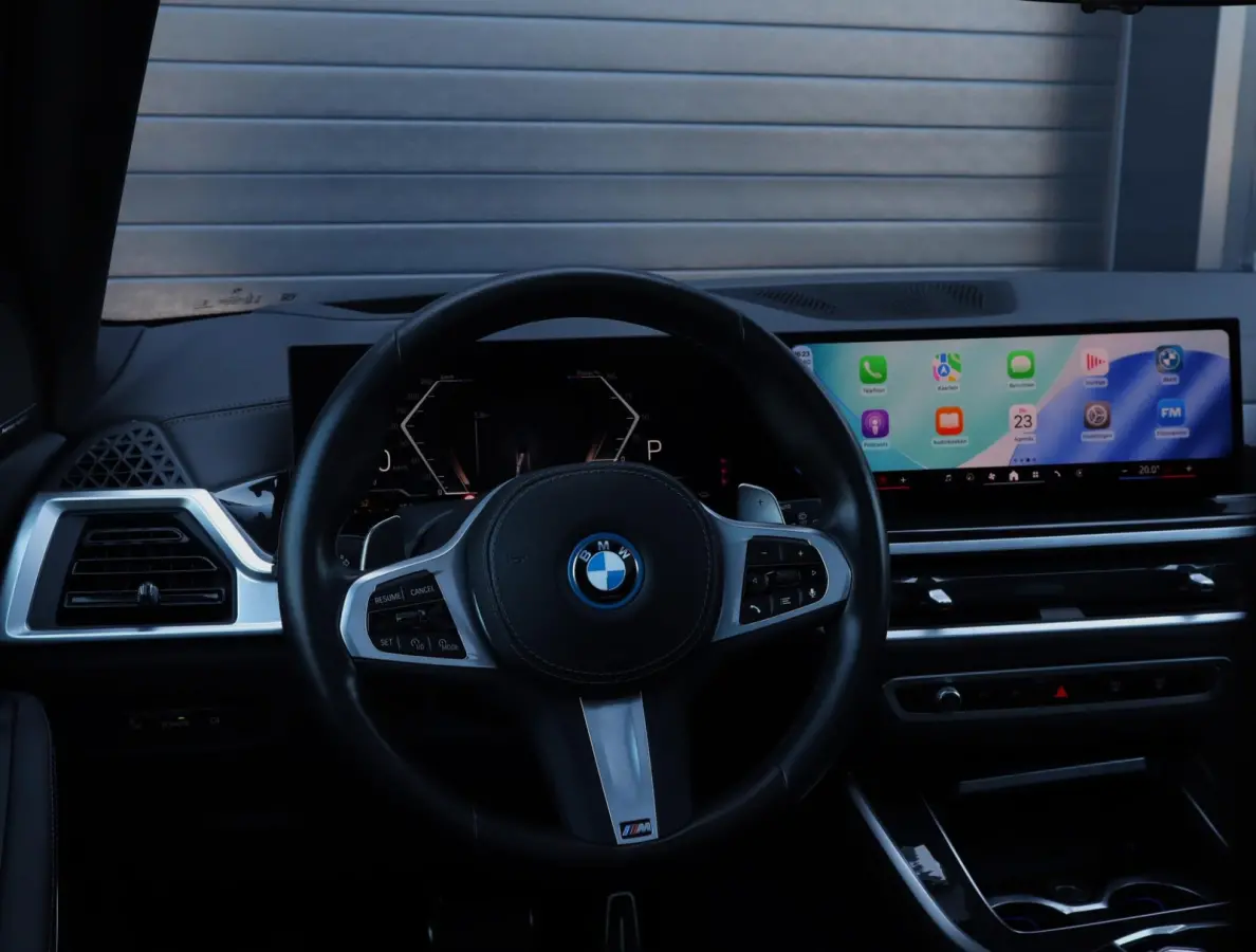 xDrive50e M Sport | Panoramadak | Comfortstoelen | H+K | Lazer | ACC | Stuurverwarming | 360