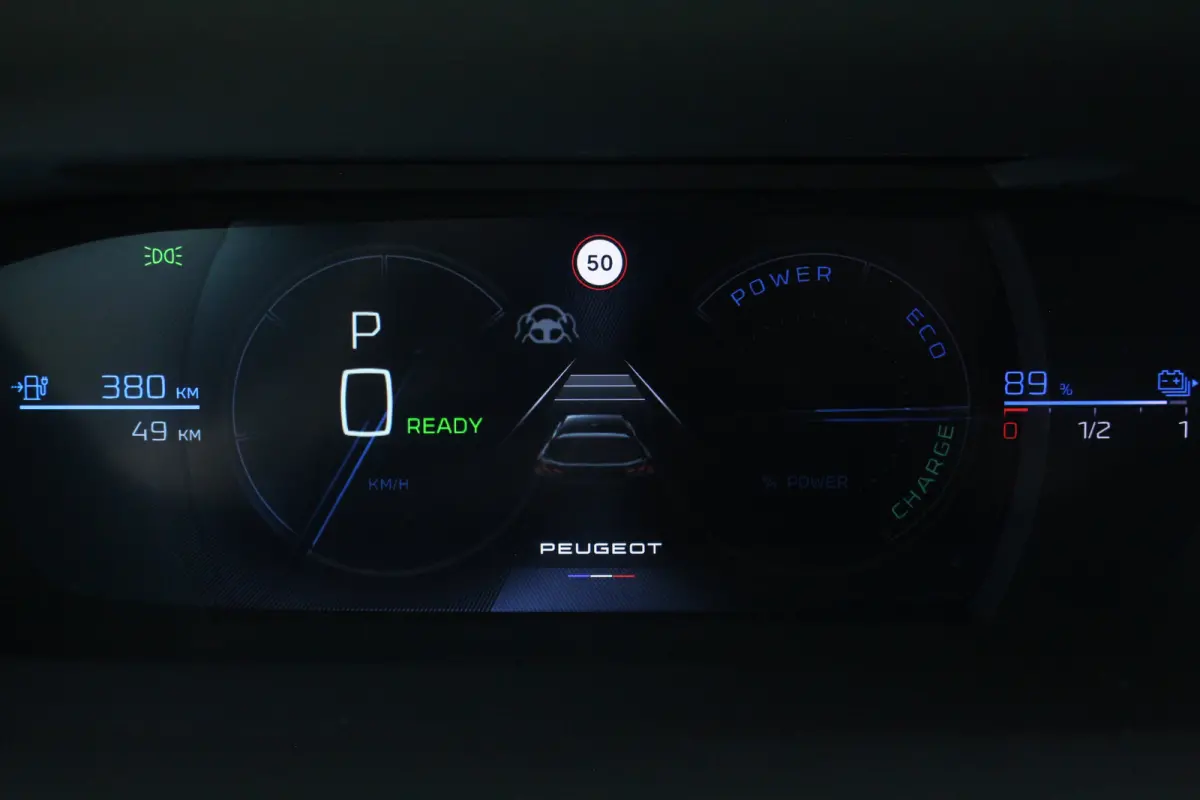GT Avantage EV 54 kWh | Massage | Memory | Matrix | ACC | 360 Cam | Stoel & stuur verw. | Keyless | Massage | Memory | Matrix | ACC | 360 Cam | Stoel & stuur verw. | Keyless |