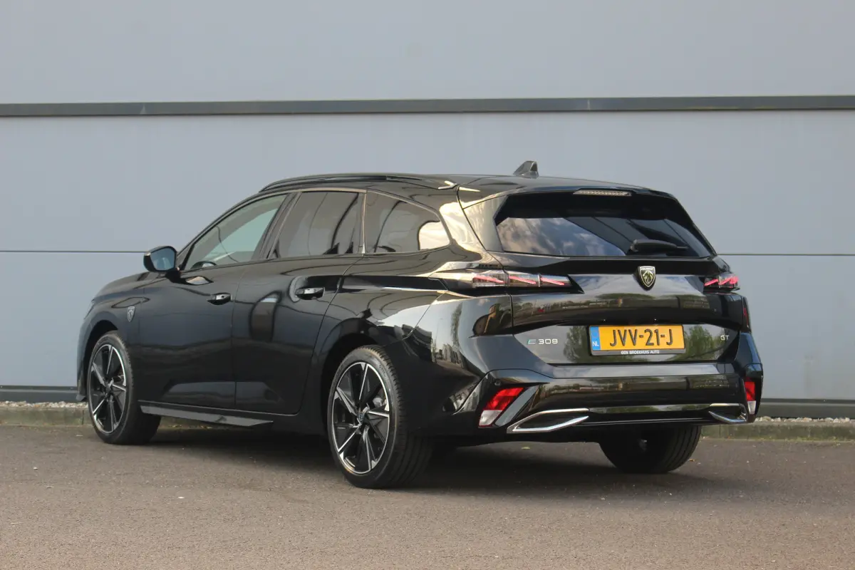 GT Avantage EV 54 kWh | Massage | Memory | Matrix | ACC | 360 Cam | Stoel & stuur verw. | Keyless | Massage | Memory | Matrix | ACC | 360 Cam | Stoel & stuur verw. | Keyless |