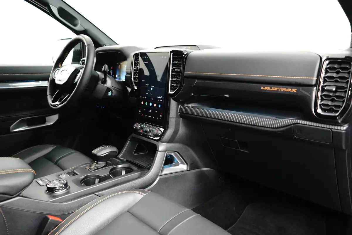 Wildtrak 2.3PHEV 279pk Dubbel Cabine | Elektrische Rollertop |