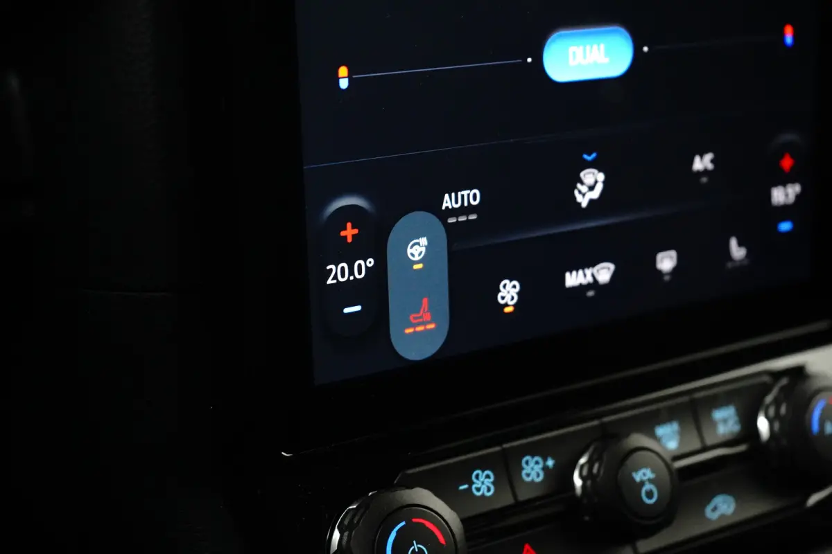 Wildtrak 2.3PHEV 279pk Dubbel Cabine | Elektrische Rollertop |