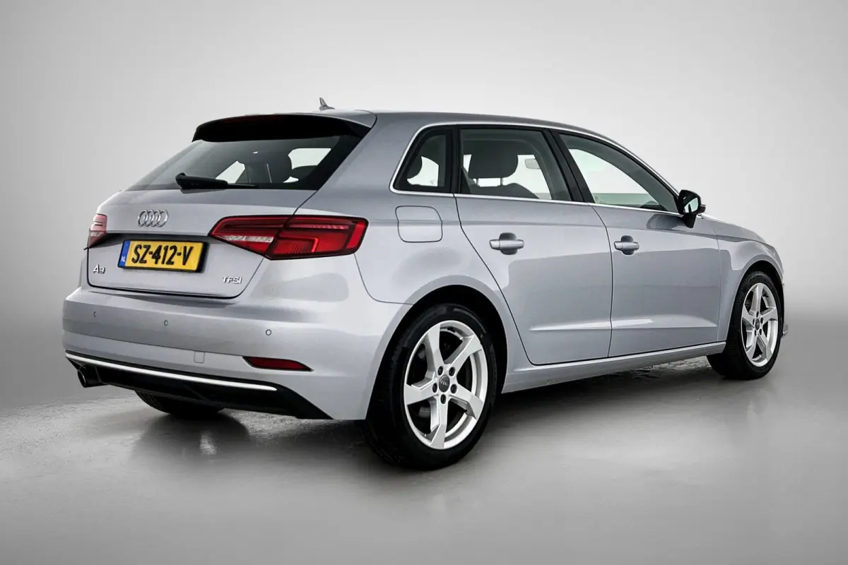 1.0 TFSI Sport Lease Edition (NAVIGATIE, LED, SPORSTOELEN, PDC, STUURBEDIENING)