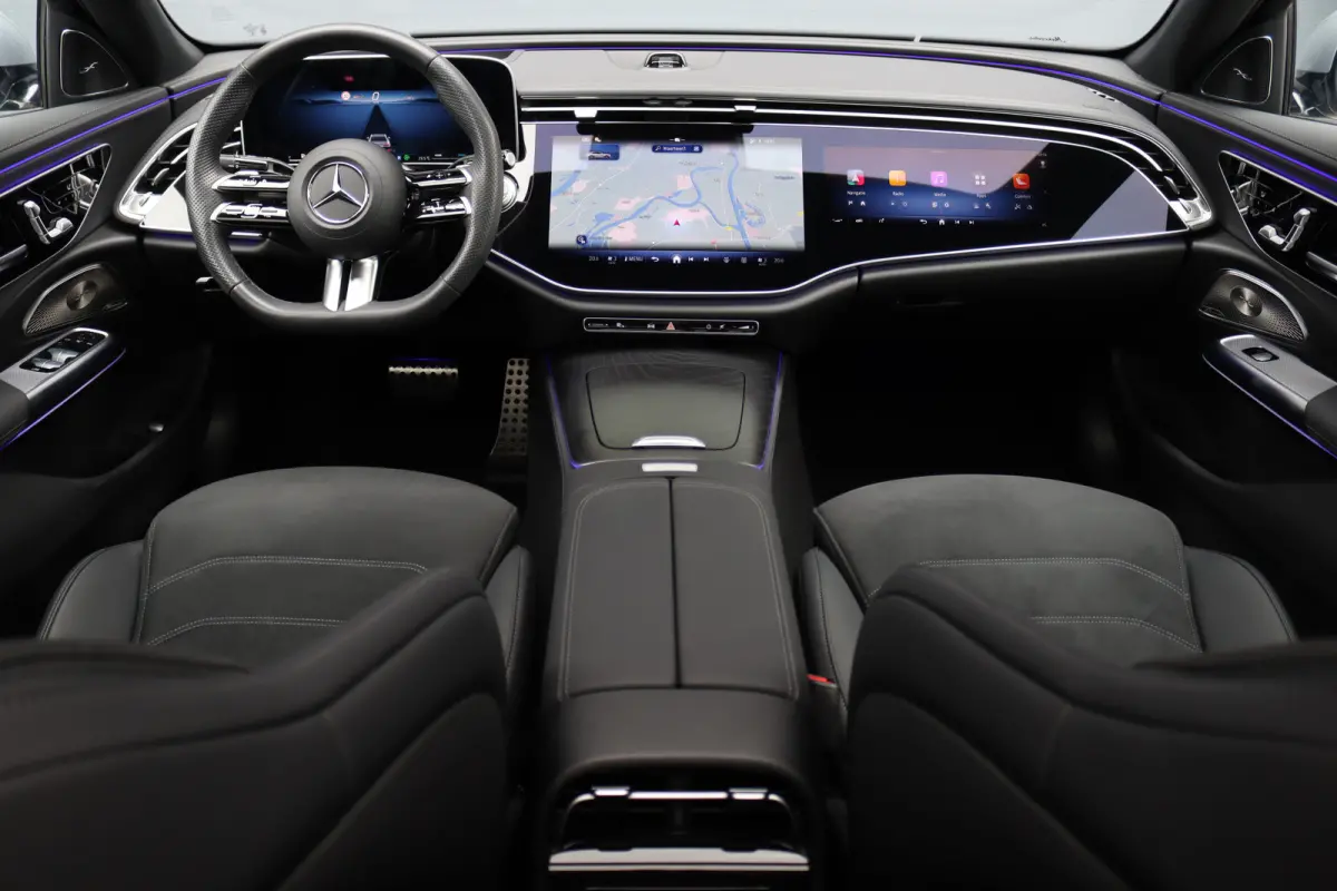 220 d AMG Line | Hyperscreen | Distronic | Memory | Burmester | HUD | 3D-Display | Panoramadak | Surround Camera | Keyless Go | Digital Light |