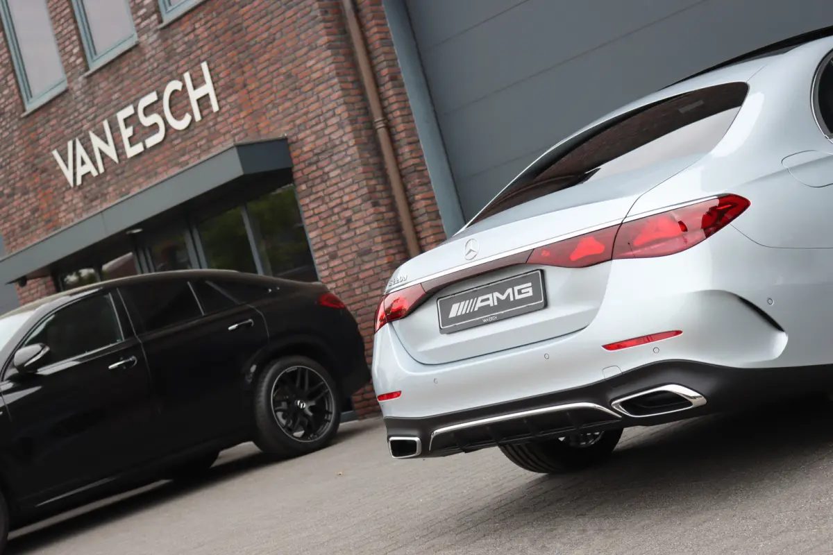 220 d AMG Line | Hyperscreen | Distronic | Memory | Burmester | HUD | 3D-Display | Panoramadak | Surround Camera | Keyless Go | Digital Light |