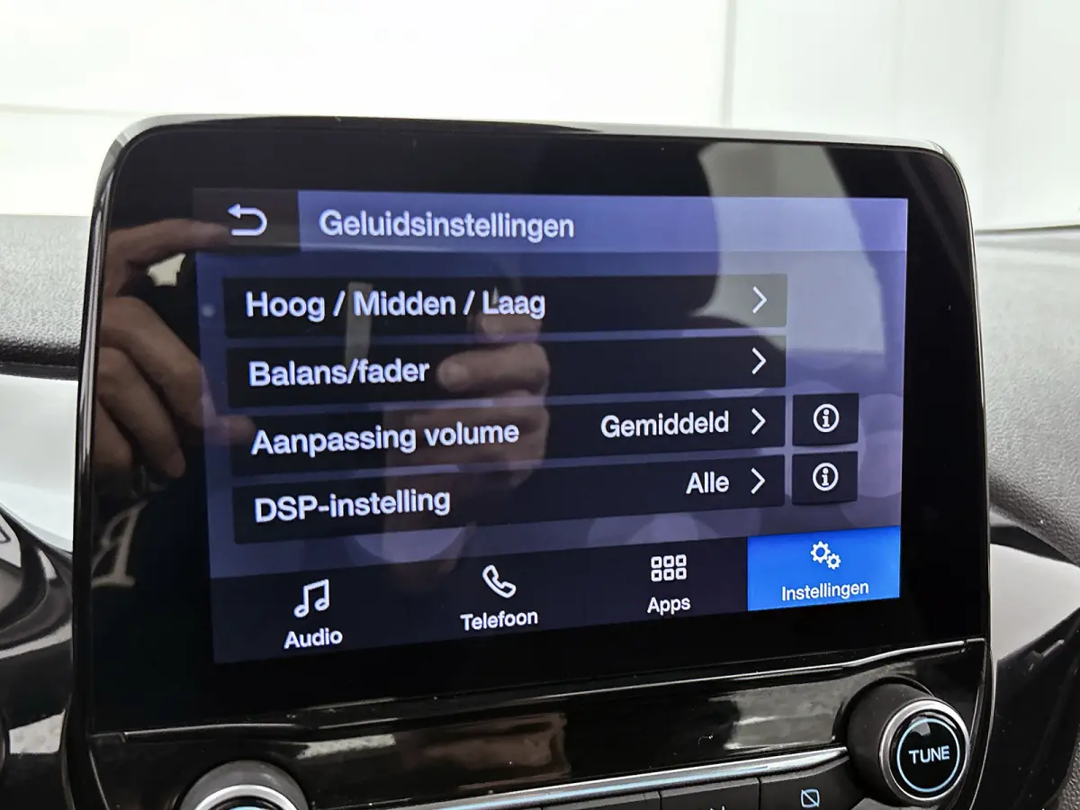 1.0 EcoBoost Titanium (NAVIGATIE, CARPLAY, STUURBEDIENING, LM VELGEN., 1e EIGENAAR, DEALER ONDERHOUDEN)