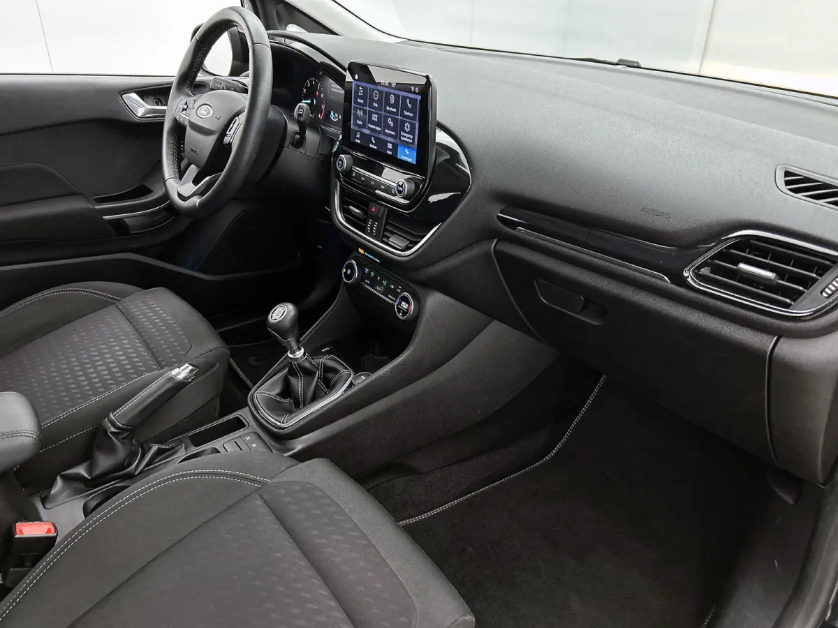 1.0 EcoBoost Titanium (NAVIGATIE, CARPLAY, STUURBEDIENING, LM VELGEN., 1e EIGENAAR, DEALER ONDERHOUDEN)